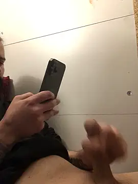 Snapshot of hotmrniceguy chatting on February 15, 2025, 11:25 pm hotmrniceguy online show from February 15, 2025, 11:25 pm