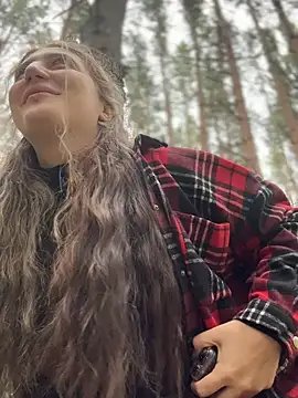 JessiMur online show from September 9, 2025, 4:23 am