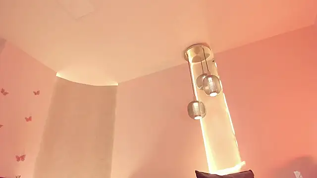 Snapshot of angeline-777 chatting on November 14, 2025, 1:32 pm angeline-777 online show from November 14, 2025, 1:32 pm