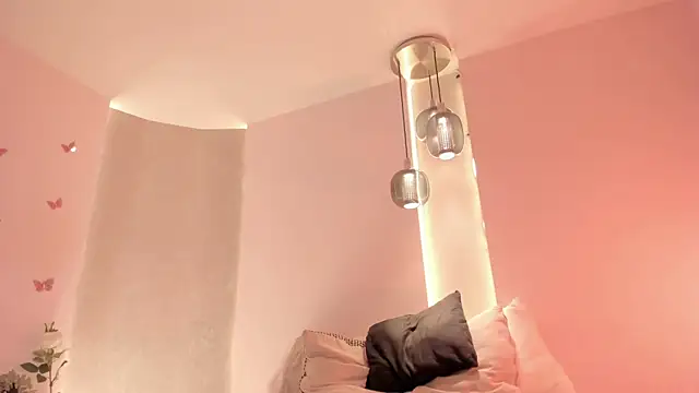 Snapshot of angeline-777 chatting on November 20, 2025, 12:05 pm angeline-777 online show from November 20, 2025, 12:05 pm