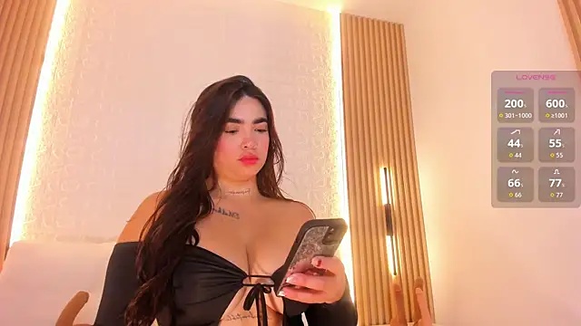 alyssa vargas online show from February 26, 2026, 6:23 am