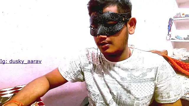 Dusky Aarav online show from November 24, 2025, 6:02 am