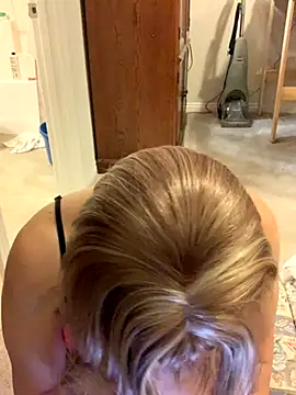 Snapshot of balad13 chatting on September 23, 2025, 1:52 am balad13 online show from September 23, 2025, 1:52 am