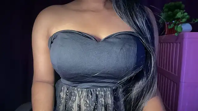 Snapshot of Kashish_11 chatting on November 18, 2025, 8:57 pm Kashish 11 online show from November 18, 2025, 8:57 pm