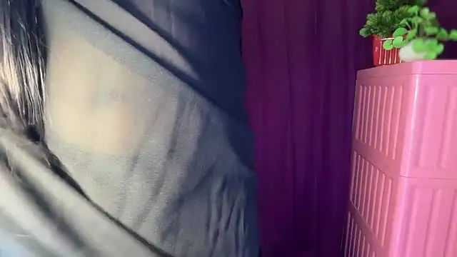 Snapshot of Kashish_11 chatting on March 4, 2026, 9:21 pm Kashish 11 online show from March 4, 2026, 9:21 pm