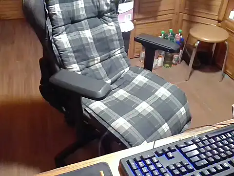 Snapshot of pinnklinkk chatting on November 17, 2025, 11:54 pm pinnklinkk online show from November 17, 2025, 11:54 pm