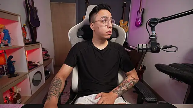 granxarma960 online show from December 23, 2025, 4:10 am