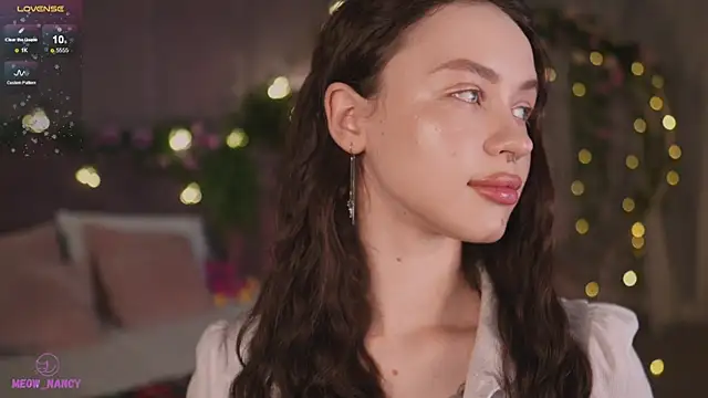 Snapshot of Meow_Nancy chatting on January 19, 2025, 5:26 am Meow Nancy online show from January 19, 2025, 5:26 am