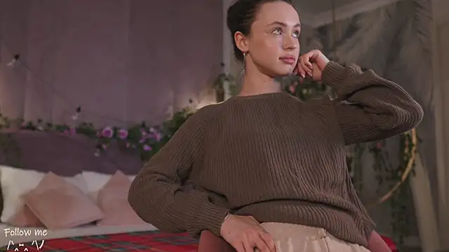 Snapshot of Meow_Nancy chatting on February 21, 2025, 5:56 am Meow Nancy online show from February 21, 2025, 5:56 am