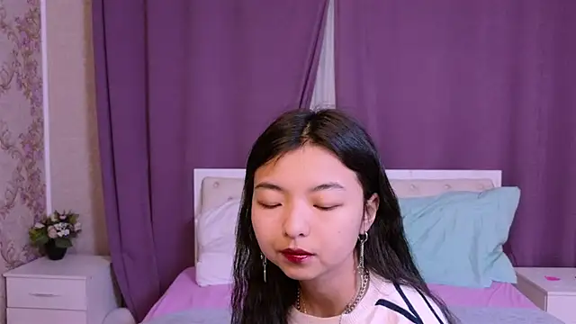 Shy Kira online show from February 20, 2025, 12:25 pm