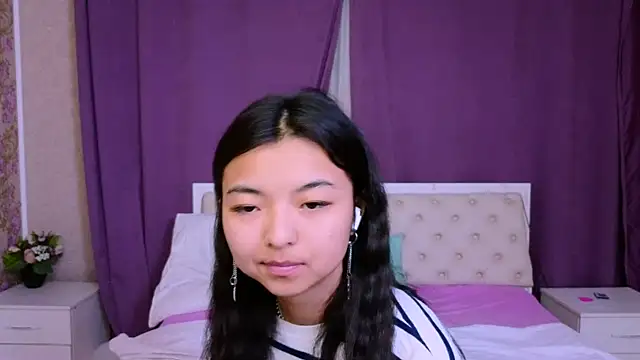 Shy Kira online show from February 21, 2025, 3:54 pm