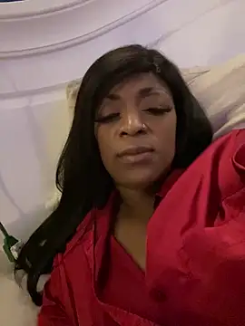 KLoveeee online show from December 5, 2025, 4:32 am