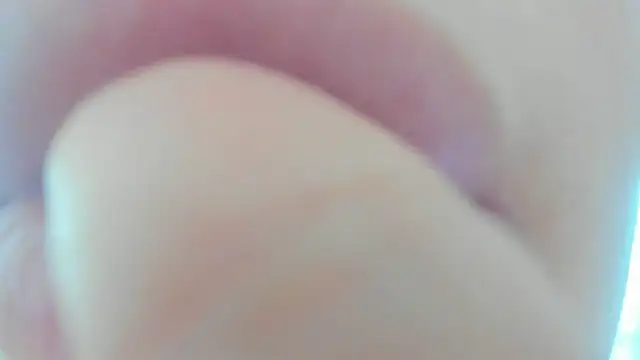 KarelySexy online show from May 8, 2026, 8:25 pm