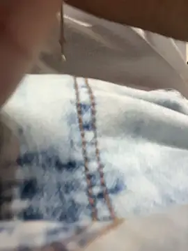 Maxim-Walker online show from December 2, 2025, 2:39 am