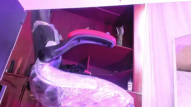 AmberNix online show from March 14, 2025, 9:21 pm