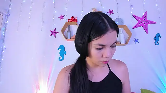 Snapshot of Emiily_Parkerr chatting on November 28, 2025, 3:09 am Emiily Parkerr online show from November 28, 2025, 3:09 am