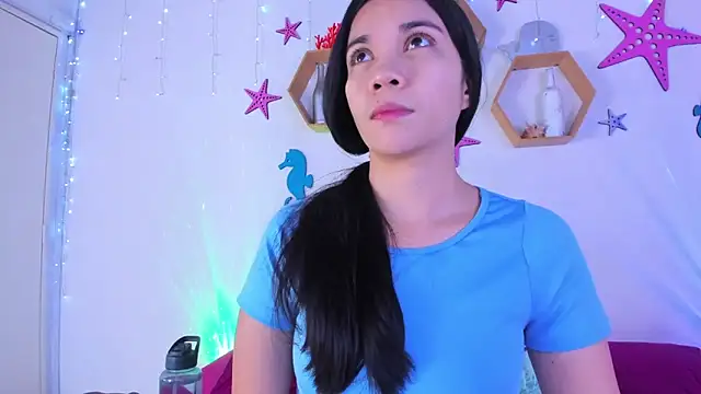 Snapshot of Emiily_Parkerr chatting on December 3, 2025, 3:03 am Emiily Parkerr online show from December 3, 2025, 3:03 am