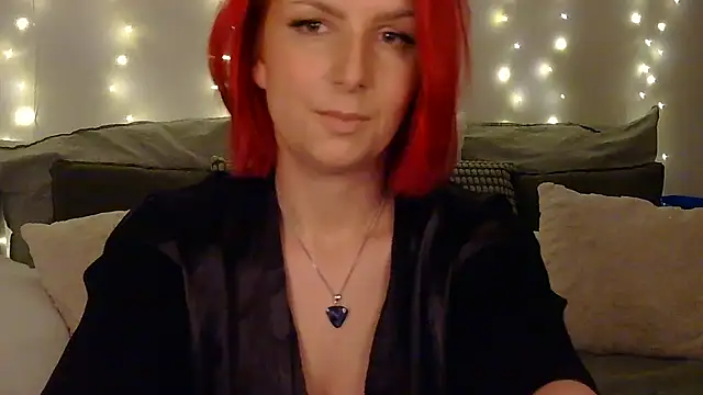 Snapshot of Off__Melonenmandy chatting on January 12, 2025, 6:27 pm Off Melonenmandy online show from January 12, 2025, 6:27 pm