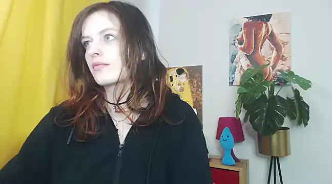 Snapshot of juicyNadine chatting on March 21, 2025, 6:16 am juicyNadine online show from March 21, 2025, 6:16 am