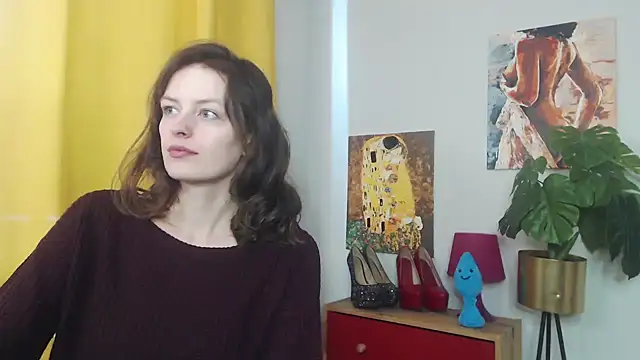 Snapshot of juicyNadine chatting on November 8, 2025, 8:25 am juicyNadine online show from November 8, 2025, 8:25 am