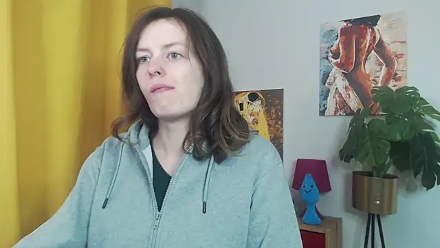 Snapshot of juicyNadine chatting on November 17, 2025, 5:46 am juicyNadine online show from November 17, 2025, 5:46 am