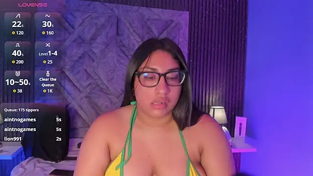 CANDYGABYY online show from February 7, 2026, 4:05 am