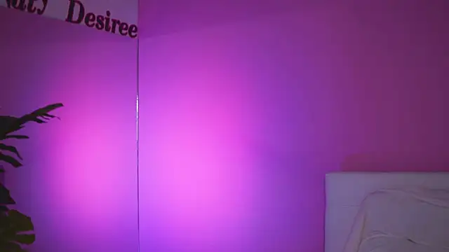 Snapshot of NatyDesiree chatting on March 5, 2025, 11:17 am NatyDesiree online show from March 5, 2025, 11:17 am