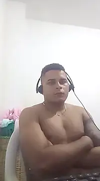 SaucyAffair0 online show from December 30, 2024, 1:04 am