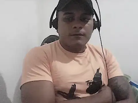 SaucyAffair0 online show from January 5, 2025, 12:09 am