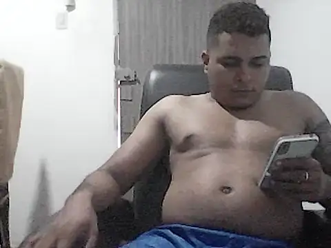 SaucyAffair0 online show from March 9, 2025, 4:55 pm