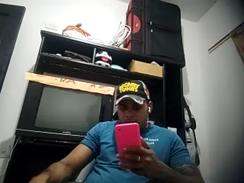 SaucyAffair0 online show from February 27, 2026, 2:11 am