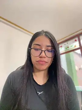 Snapshot of SaritaHot_69 chatting on January 9, 2025, 2:07 pm SaritaHot 69 online show from January 9, 2025, 2:07 pm