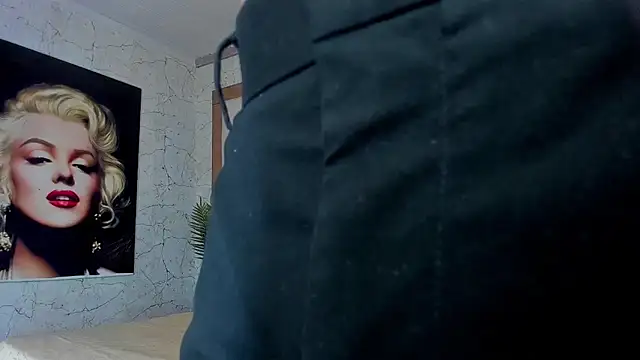 ALAN SANTHOS online show from September 23, 2025, 4:59 am