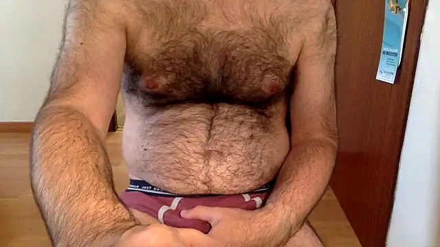 Snapshot of spanishairy chatting on September 19, 2025, 4:29 pm spanishairy online show from September 19, 2025, 4:29 pm