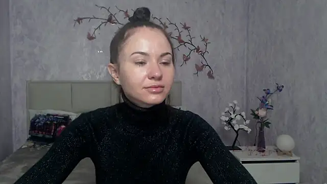 Snapshot of KaraCriegs chatting on March 19, 2026, 6:12 pm KaraCriegs online show from March 19, 2026, 6:12 pm