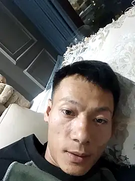 Xpj123 online show from October 4, 2025, 1:31 pm