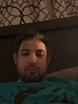 caliguy37 online show from December 3, 2024, 8:39 pm