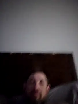 caliguy37 online show from April 15, 2026, 1:23 am