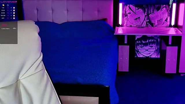 Snapshot of ShhhO_O chatting on November 8, 2025, 11:21 am ShhhO O online show from November 8, 2025, 11:21 am