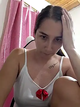 Iris love18 online show from January 11, 2026, 11:43 pm