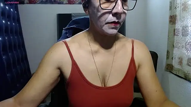 horny paty online show from February 5, 2026, 12:43 pm