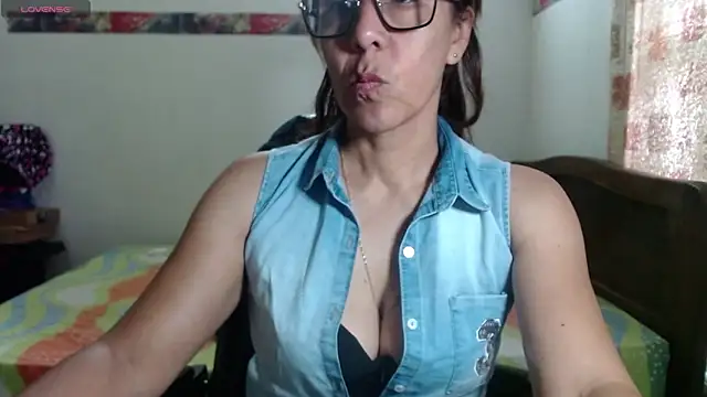 Snapshot of horny_paty chatting on April 29, 2026, 1:15 pm horny paty online show from April 29, 2026, 1:15 pm