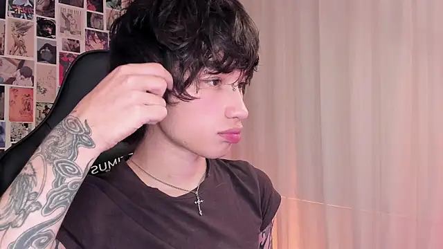 liamelf online show from December 31, 2024, 2:19 am