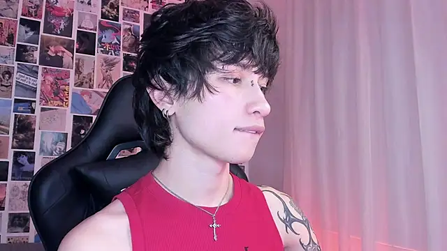 liamelf online show from January 5, 2025, 6:13 am