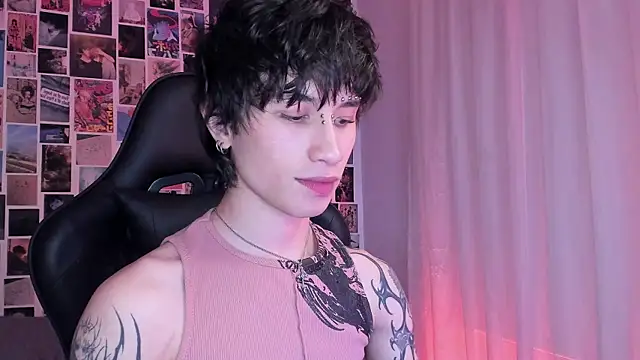 liamelf online show from January 20, 2025, 5:26 am