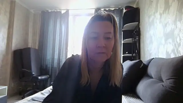 WindChristy online show from April 3, 2026, 9:07 am