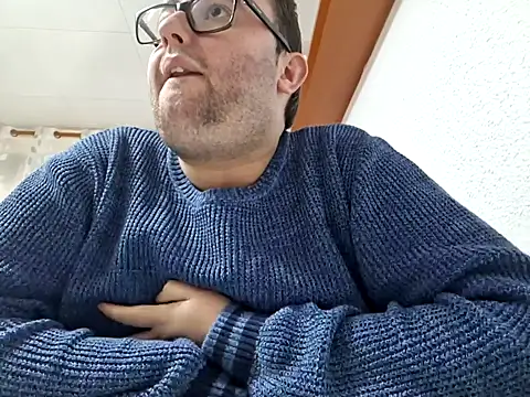 Javier bear online show from February 12, 2025, 2:21 pm