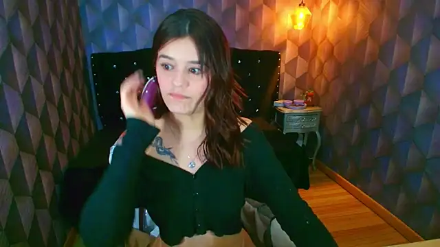 LiaHarryis online show from March 27, 2026, 6:51 pm