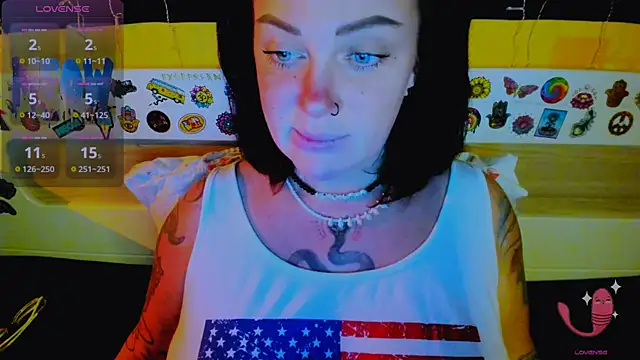 Snapshot of EllieOz chatting on November 30, 2025, 3:49 pm EllieOz online show from November 30, 2025, 3:49 pm