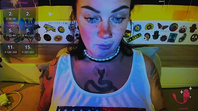 EllieOz online show from January 17, 2026, 2:22 pm